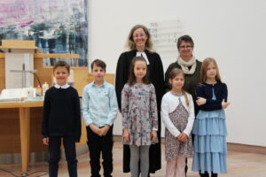 Gruppenfoto des Tauferinnerungskurses 24/25